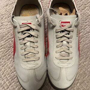 Puma Men's White and Red Sneakers